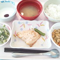 Photos: １１月２８日昼食(メバルのみりん漬焼き) #病院食