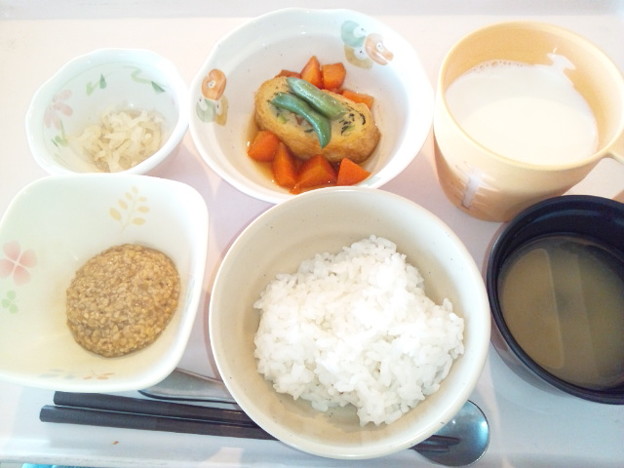 Photos: １２月３日朝食(三色信田煮) #病院食
