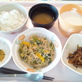 Photos: １２月５日朝食(ブロッコリーのかにかま炒め) #病院食