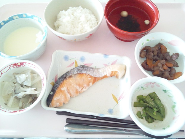 ７月３日昼食(鮭の塩麹焼き) #病院食