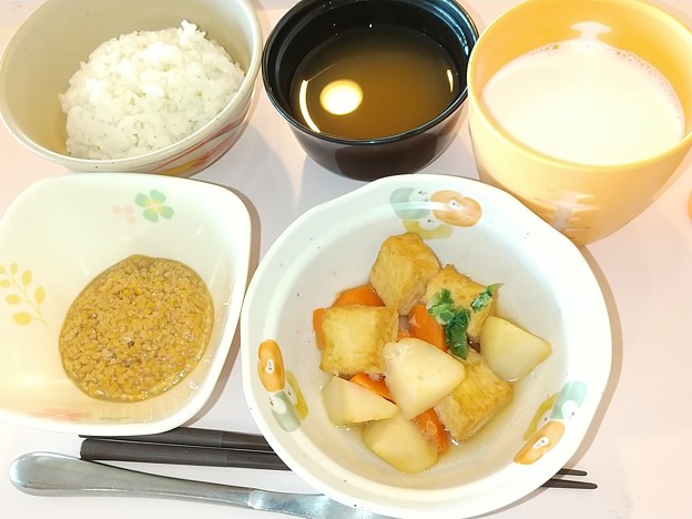 Photos: １１月４日朝食(じゃが芋と厚揚げの煮物) #病院食