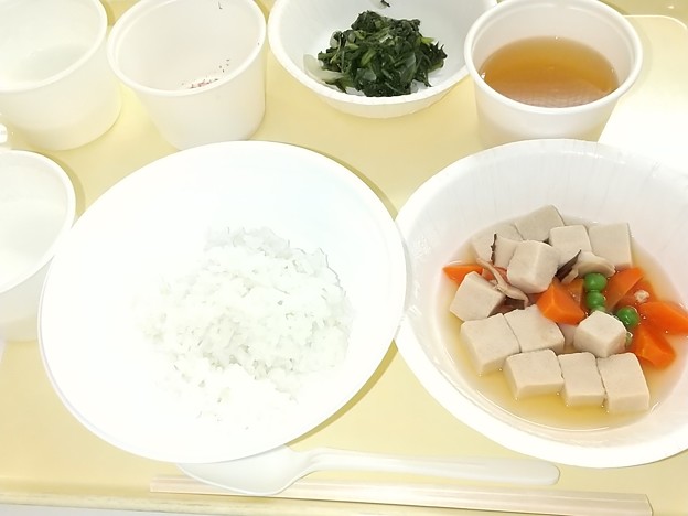 １２月１５日昼食(高野豆腐の煮物) #病院食