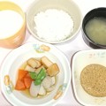 Photos: １月２０日朝食(さつま揚げと里芋の煮物) #病院食