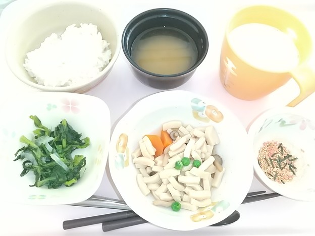 ３月１６日朝食(高野豆腐の煮物) #病院食