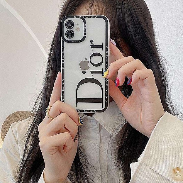 Photos: TPU dior アイフォーン13/13promax保護ケース Dior iPhone 12/12promaxスマホケース ディオール携帯ケースアイホン11/11pro/11promax白黒 売れ筋