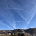 写真: 飛行機雲…1-15-2021