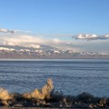 写真: Antelope Islandから見る裏山