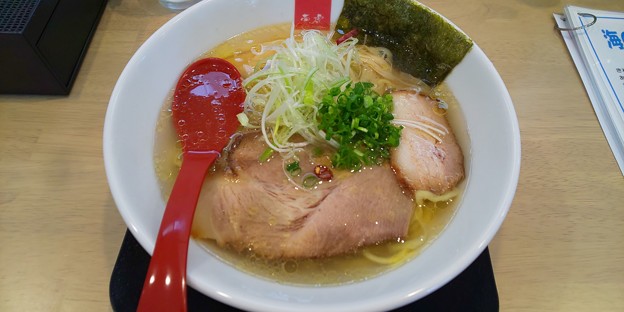 写真: いわき市の麺や壱虎さんにて会津山塩使用のプレミアム塩らーめん(太麺変更)をいただく 美味しゅうございました