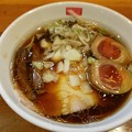 写真: 福島市の麺屋傑心さんにて限定のオイリーブラックそば(味玉トッピング)をいただく 美味しゅうございました