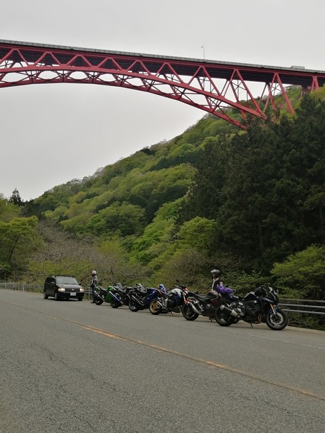 日本最大のループ橋おろちループ下