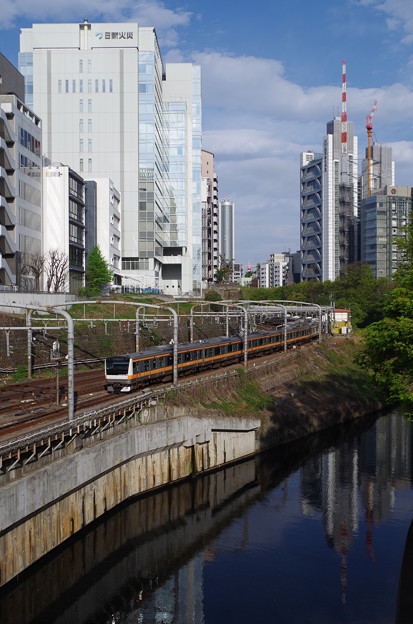 E233系中央線快速電車