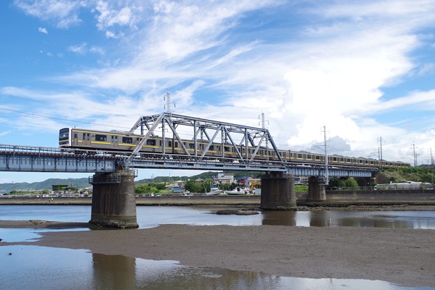 湊川橋りょうを渡る209系4+4両