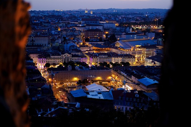写真: 夜の帳-Lisbon, Portugal