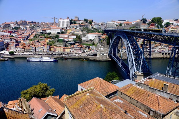 写真: 魔女の宅急便-Porto, Portugal