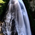 轟音響く滝へ-長野県松本市：乗鞍高原・番所大滝