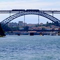 写真: ドウロ川とドン・ルイス一世橋-Porto, Portugal