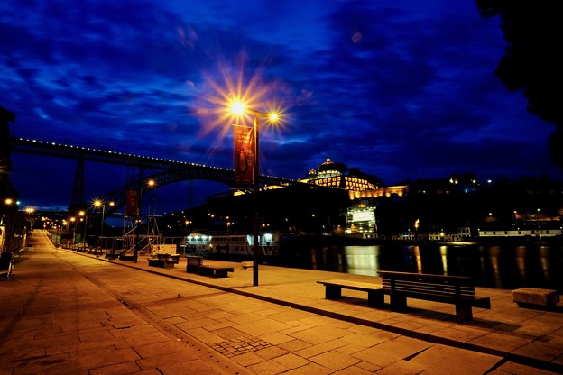 写真: ドウロ川の夜明け-Porto, Portugal