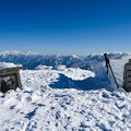 写真: 冬の山頂
