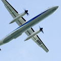 写真: ANAウイングスBombardier DHC-8-400