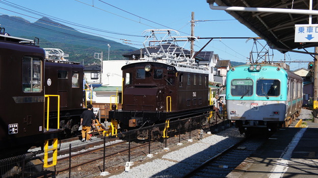 写真: 岳南電車 7001