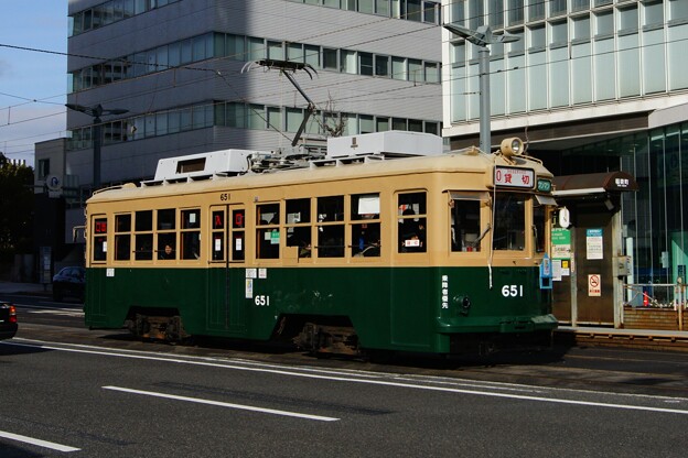 写真: 広島電鉄 651
