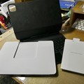 iPad用Magic Keyboard - 5：本体に挟まれてた説明書等