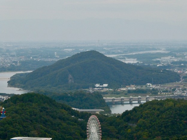 写真: 継鹿尾山の山頂から見た景色 - 8：伊木山