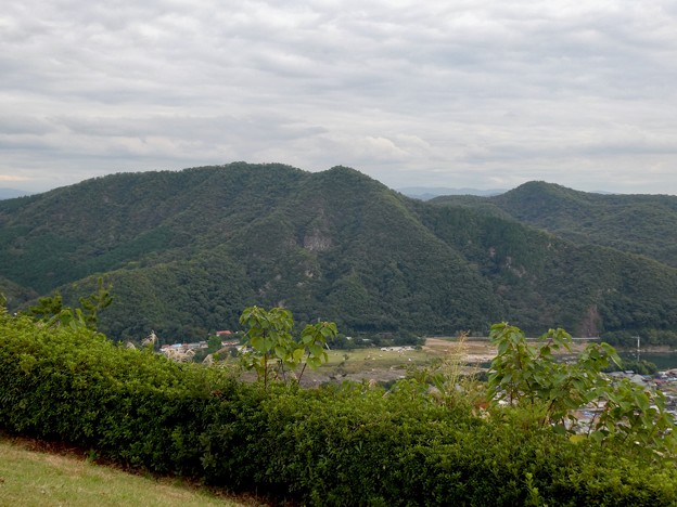 写真: 日本ラインうぬまの森：展望塔広場から見た景色 - 3（大平山）