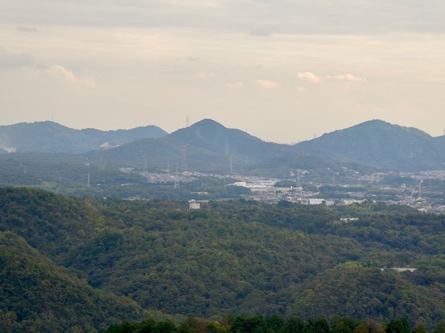 写真: 日本ラインうぬまの森：展望塔広場から見た景色 - 7（尾張富士と本宮山）