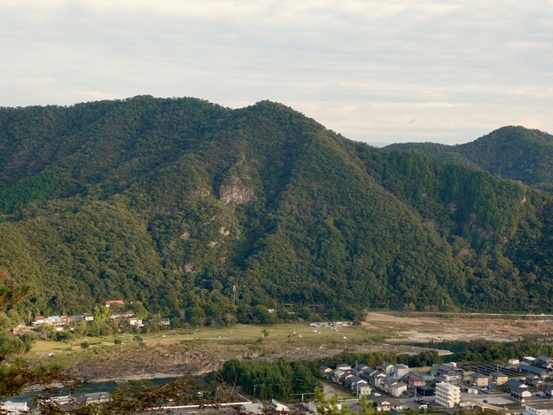 写真: 日本ラインうぬまの森：眺望の道から見た景色 - 6（大平山）