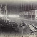 広小路通に設置されてる伊勢湾台風の被害を紹介したパネル - 4：名古屋市電と瓦礫の写真
