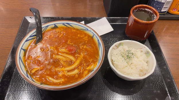 丸亀製麺：トマトカレーうどん - 1