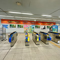 写真: 愛・地球博記念公園駅：改札前のジブリパーク案内 - 2