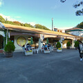 写真: 東山動植物園 北園門前の休憩所とカフェ - 4