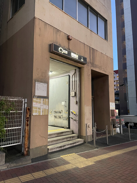 東海通駅の入り口 - 2