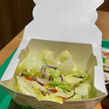 写真: マクドナルドの紙容器サラダ - 2