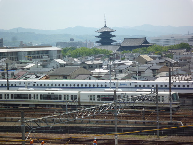 新幹線と新快速