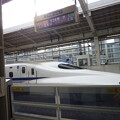 写真: 新幹線