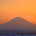 写真: 日没後の富士山 #湘南 #藤沢 #海 #波 #wave #surfing #sea #fujisan #mtfuji #富士山