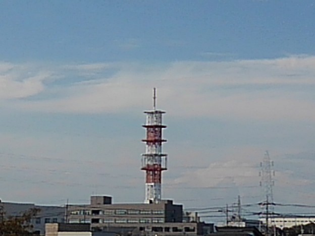 写真: 宇都宮の鉄塔（10月8日）