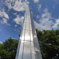 写真: 長峰公園のシンボルタワーの柱（7月23日）