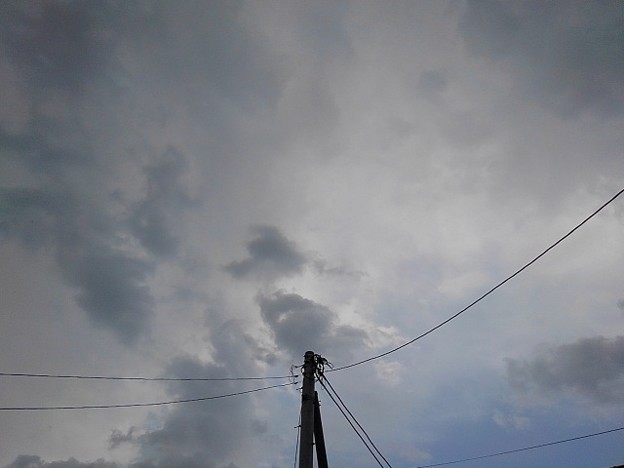 雲と電柱（5月1日）