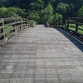 写真: 川崎城跡の橋の真ん中あたり（7月16日）