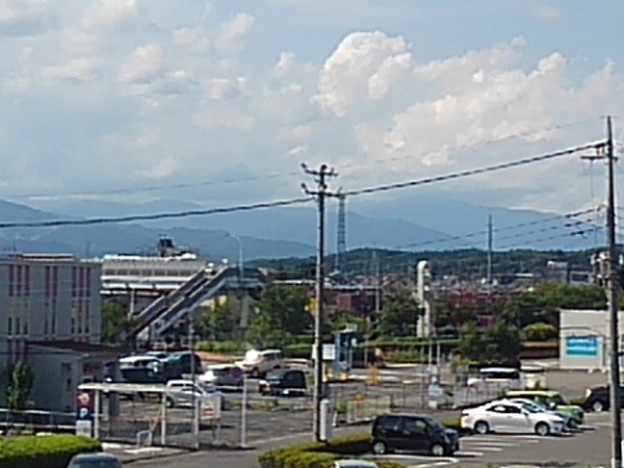 屋上駐車場から見えた駅前風景（7月2日）