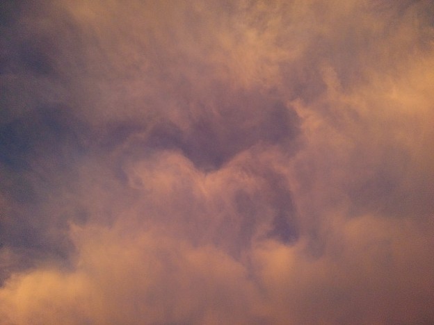 写真: 紫の雲（9月3日）