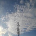 鉄塔と鱗雲（12月28日）