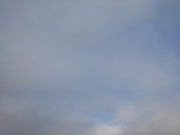 雲と幽かな青空（3月23日）