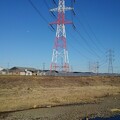 ツートンカラーの鉄塔と川（3月22日）