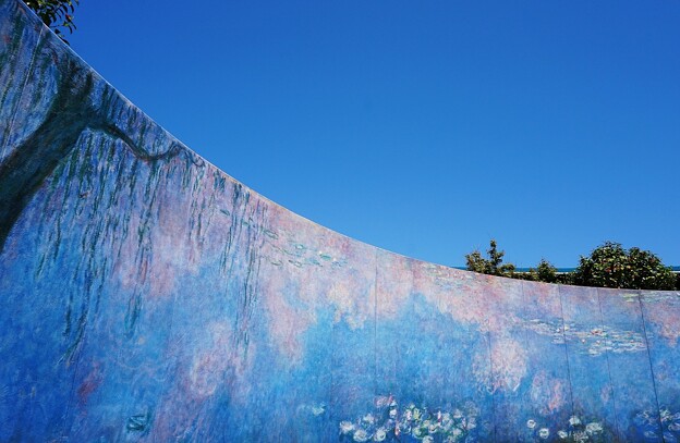 写真: モネのブルーな「ジャポニスム」