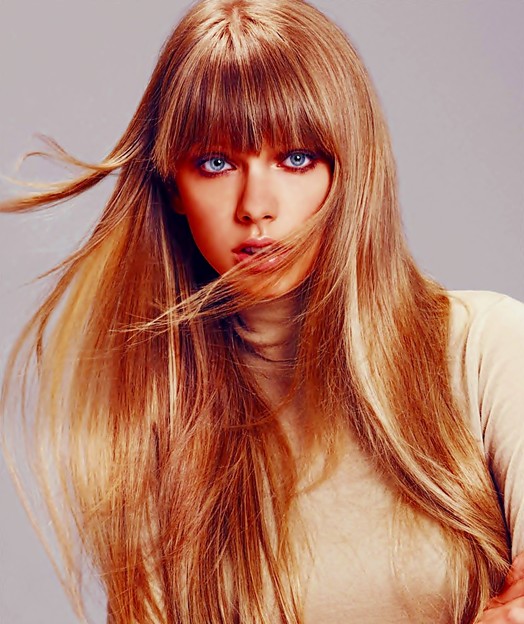 Beautiful Blue Eyes of Taylor Swift(11214)